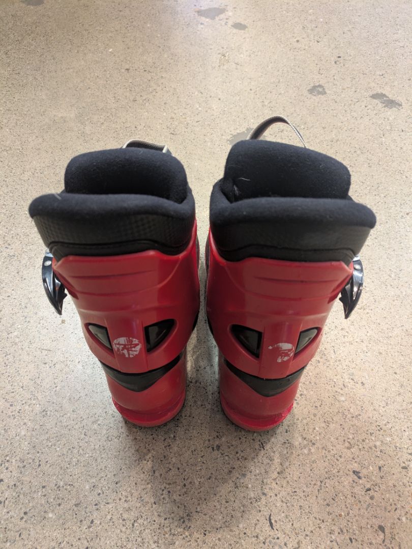 Red Rossignol Comp J3, 22.5