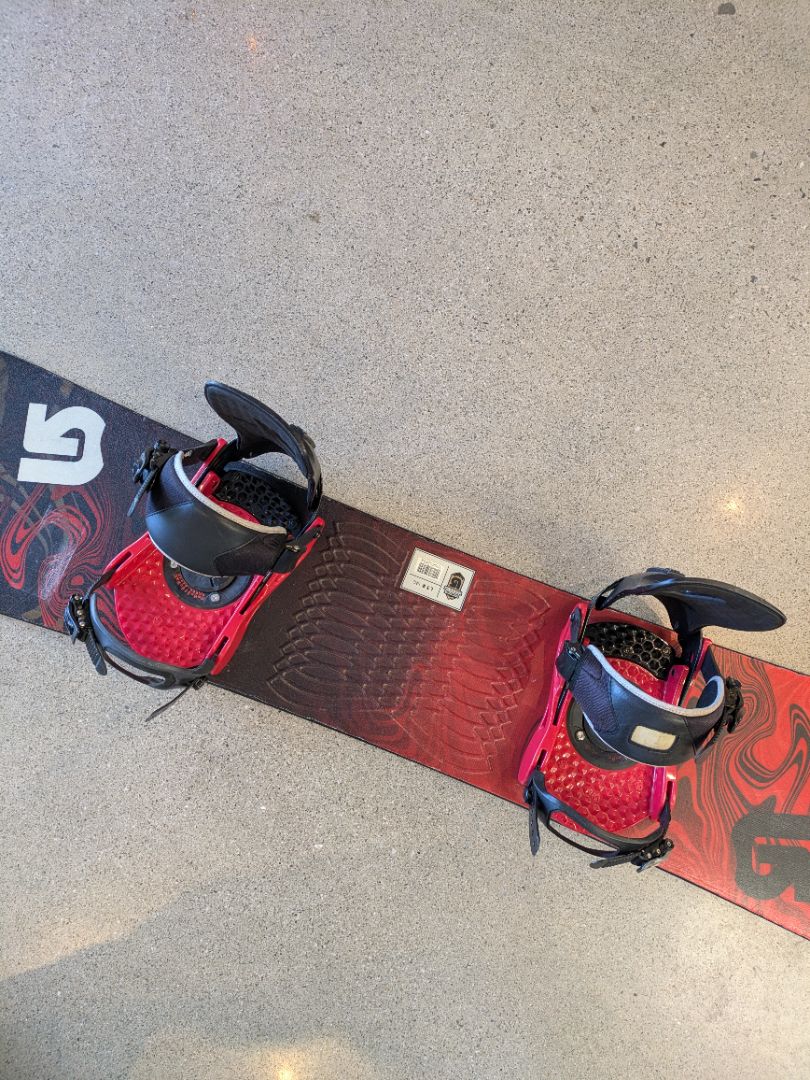 Red Burton LTR, 140 cm