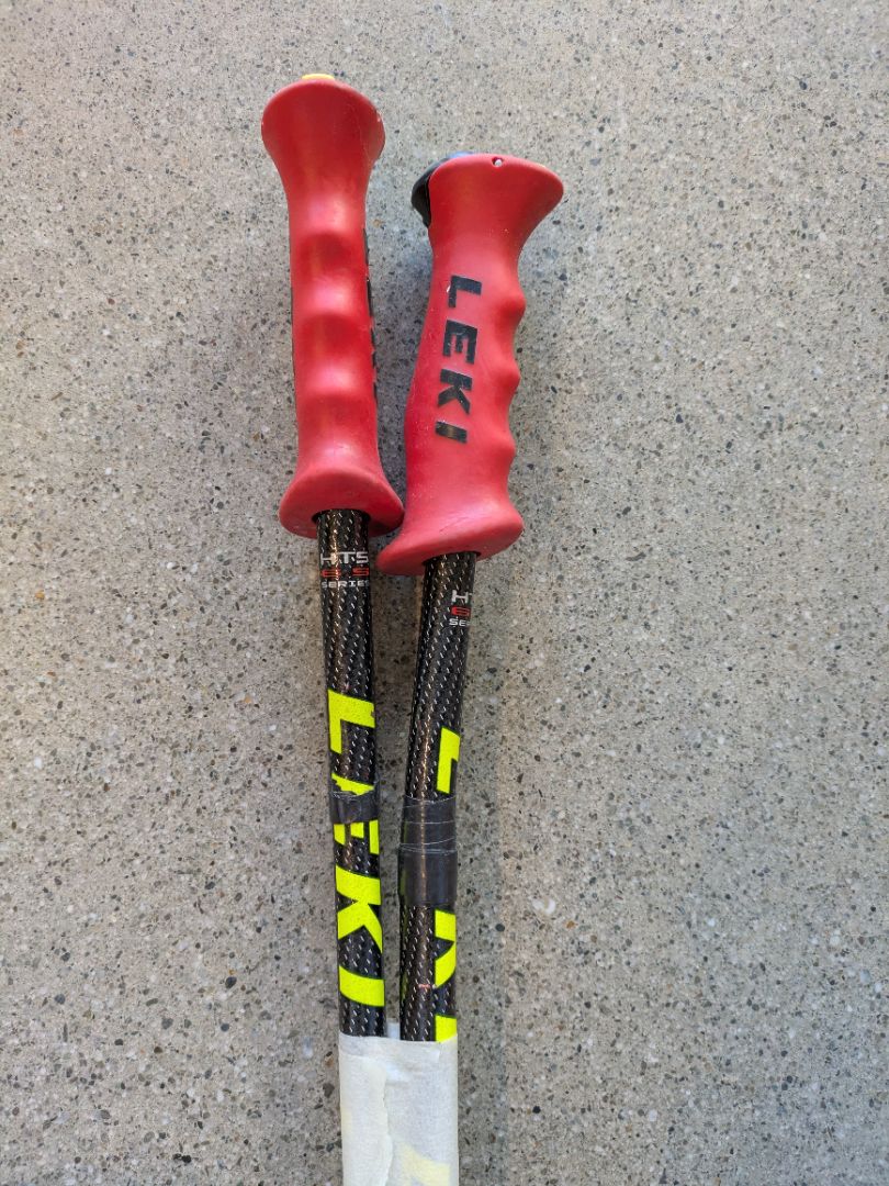 Red Leki World Cup Race Poles, 125 cm