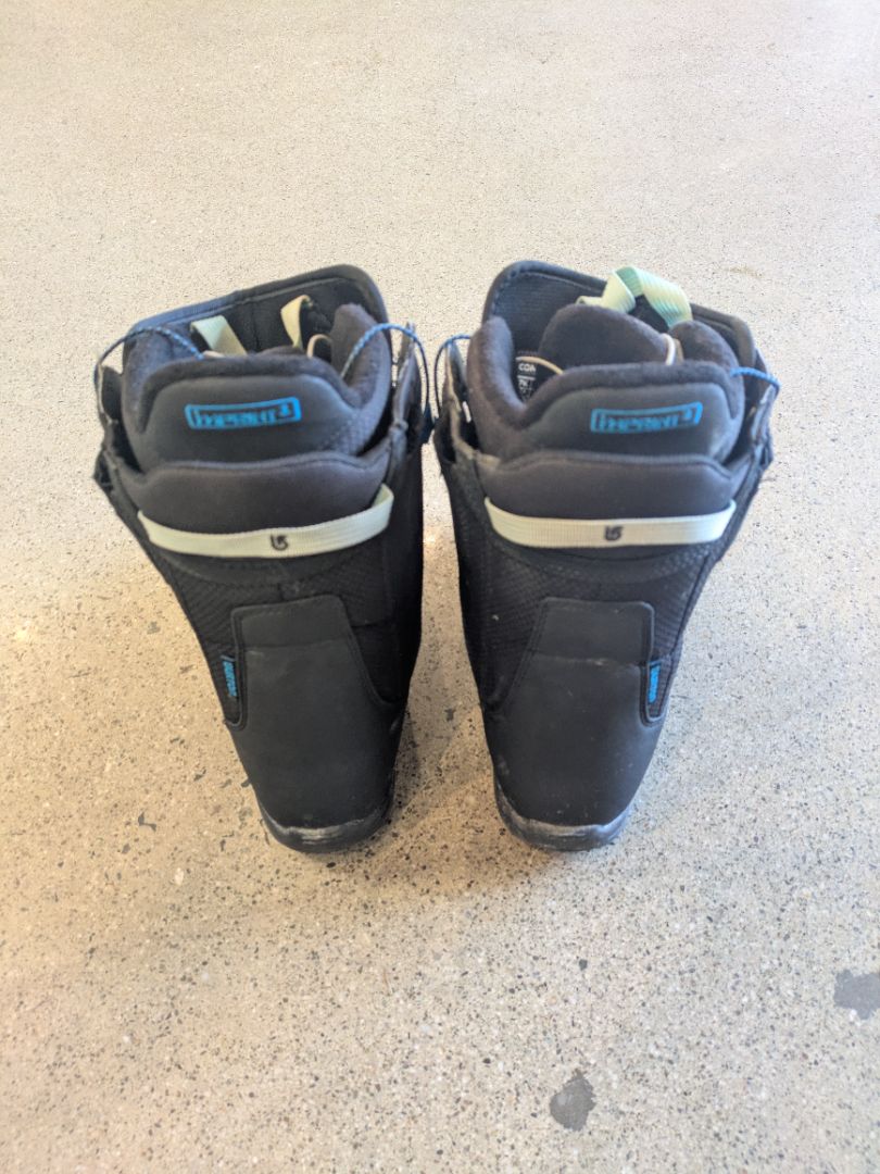 Black Burton Concord Smalls, EU 40