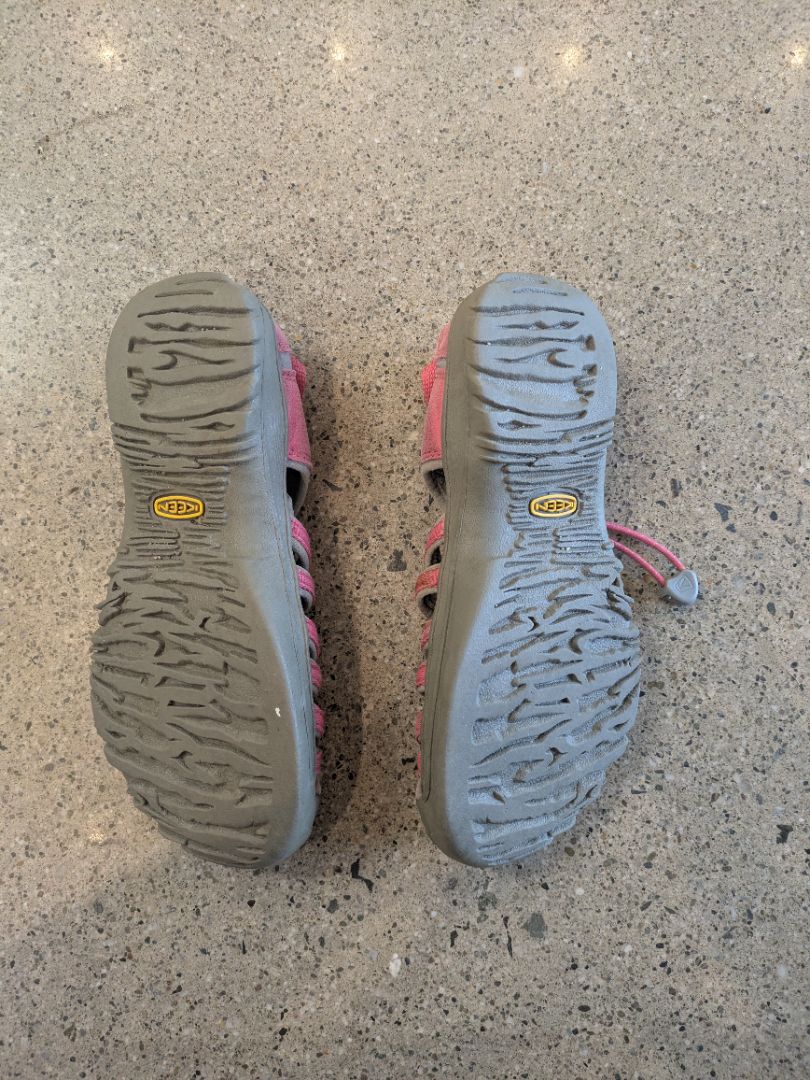Pink Keen Whisper Sandals, EU 36