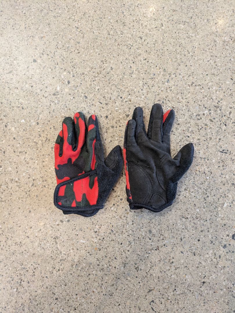 Red/Black  Youth MTB Gloves, Youth XS