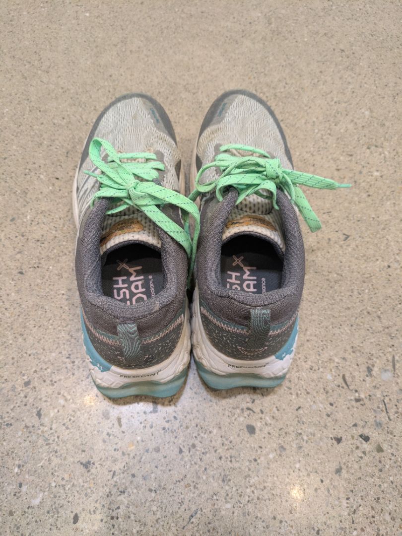 Grey New Balance Fresh Foam X Hierro v7, EU 39
