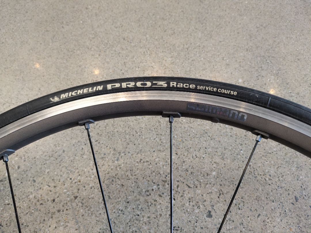 Grey Shimano WH-6800 Wheelset, 700C