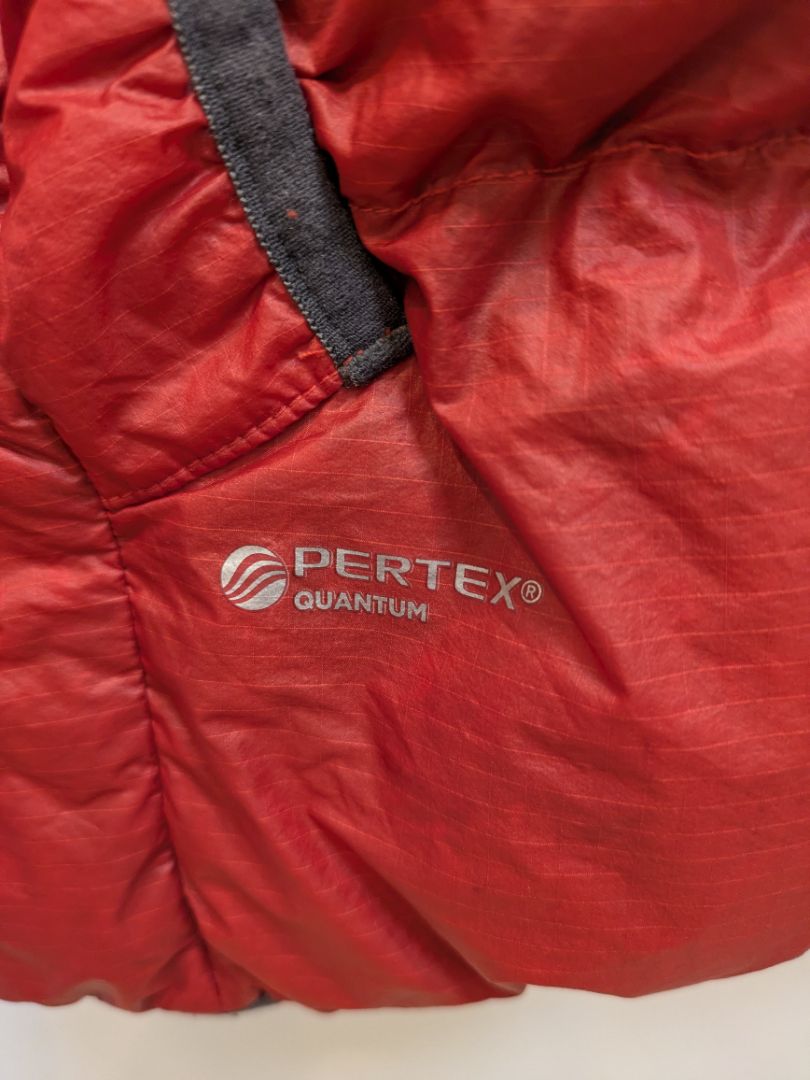 Red Macpac Equinox, M