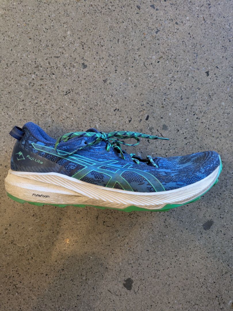 Blue Asics Fuji Lite 3, EU 46