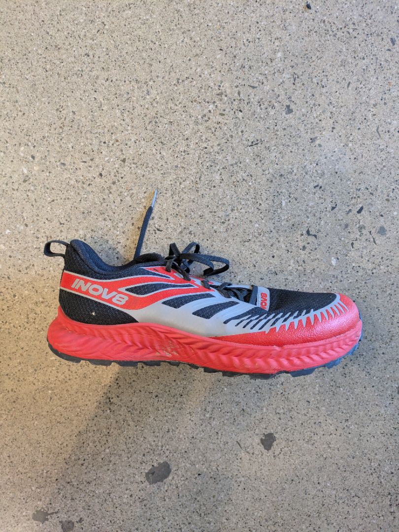 Red Inov-8 Race Ultra 290, EU 45