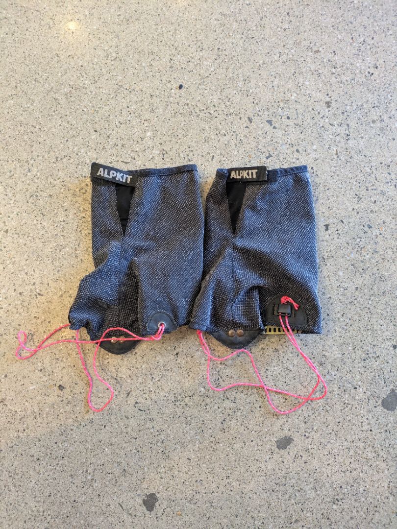 Black Alpkit Mini Gaiters, M/L
