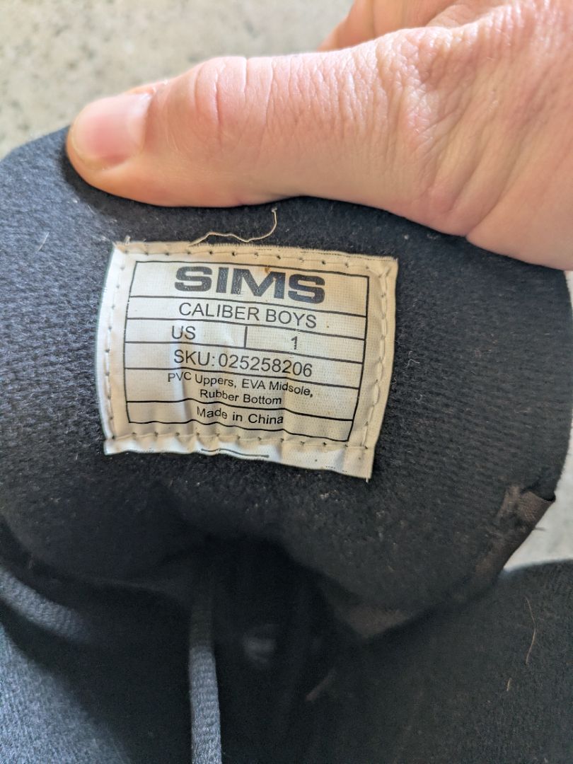 Black Sims Caliber Boys, Mondo 19.0