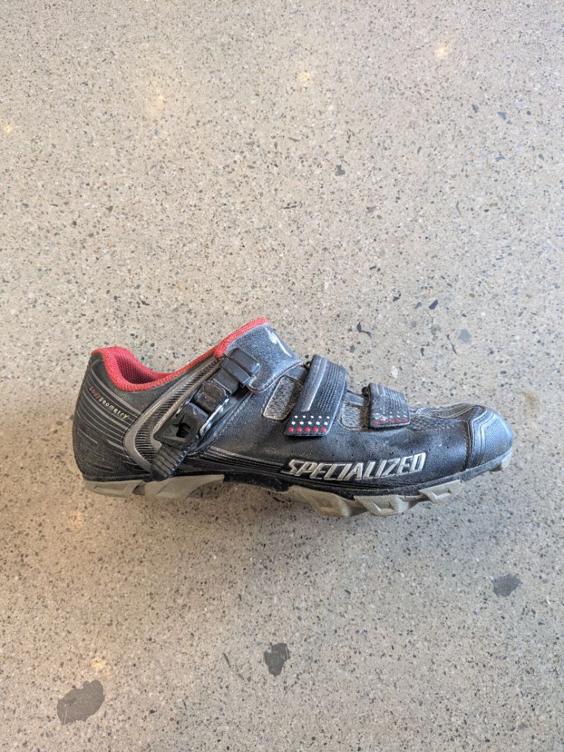 Black Specialized Comp MTB, EU 43