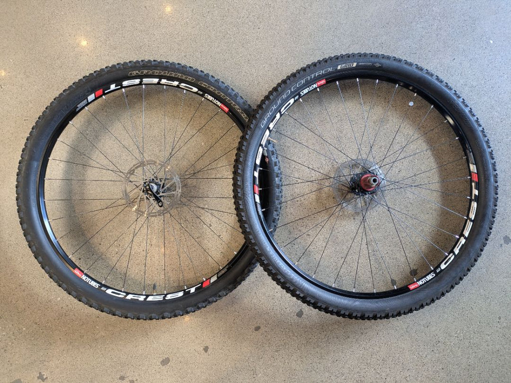 Black Stan's NoTubes ZTR Crest 29, 29"