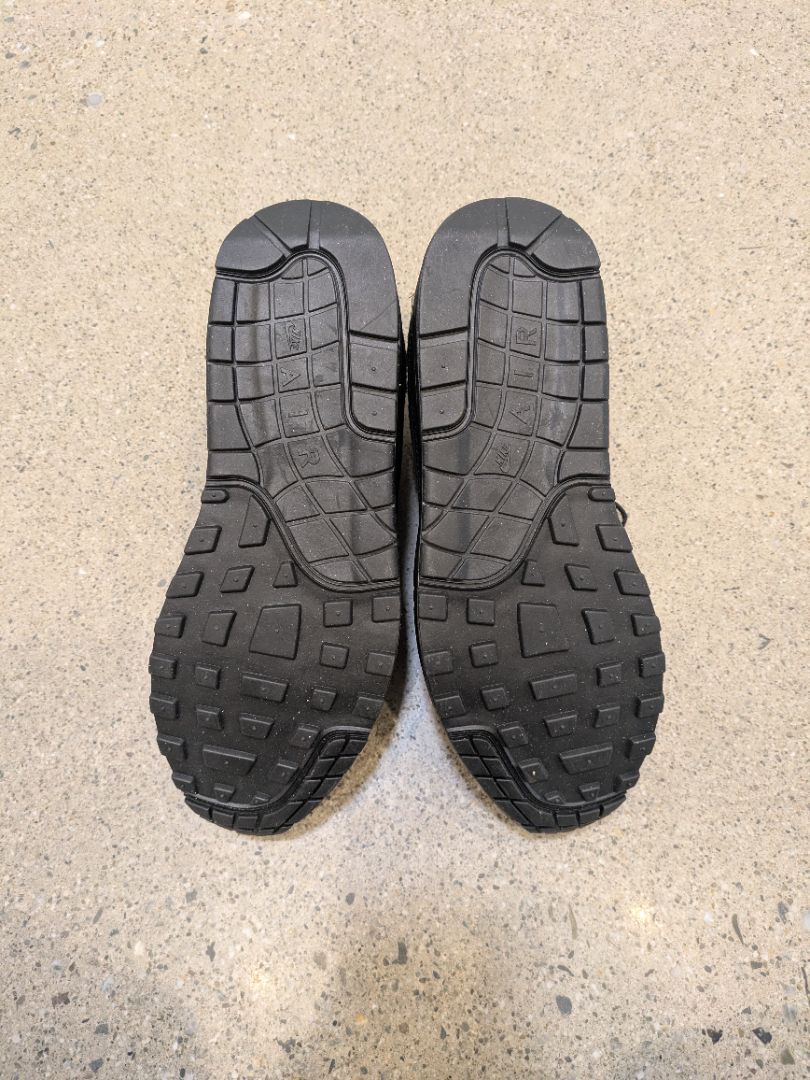 Black Nike Air Max 1 Essential, EU 42