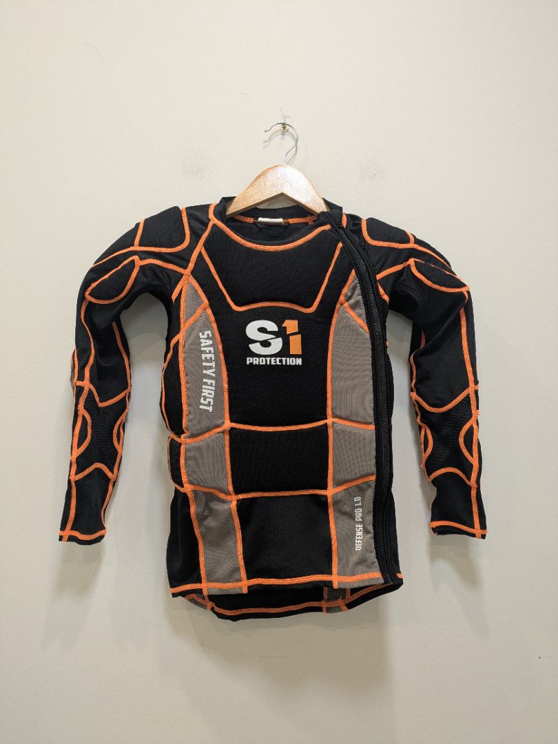 Black S1 Protection Defense Pro 1.0, Youth Large