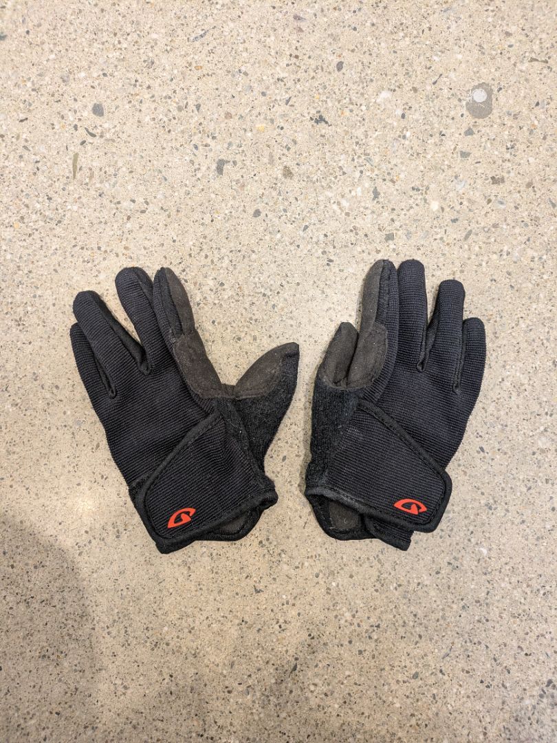 Black Giro Youth MTB Gloves, Youth S