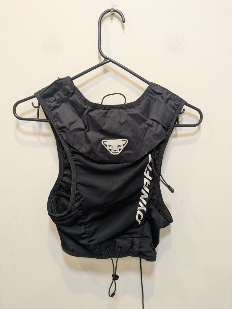 Black Dynafit Vert 3 Running Vest, M