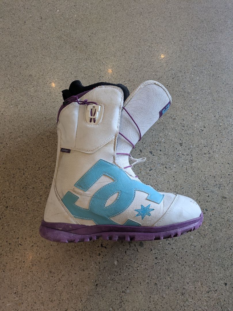 White DC Armour, 26.5