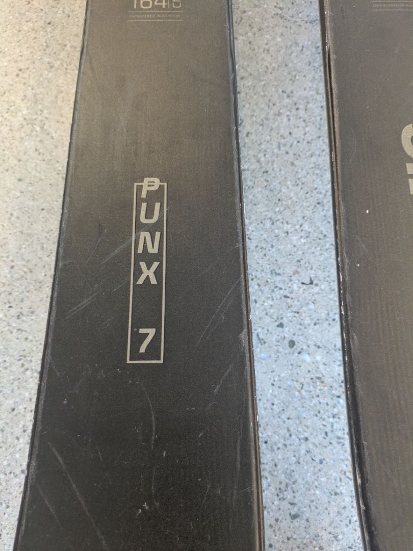 Black Atomic Punx 7, 164 cm
