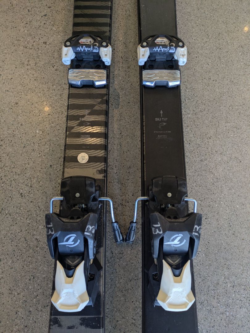 Black Atomic Punx 7, 164 cm