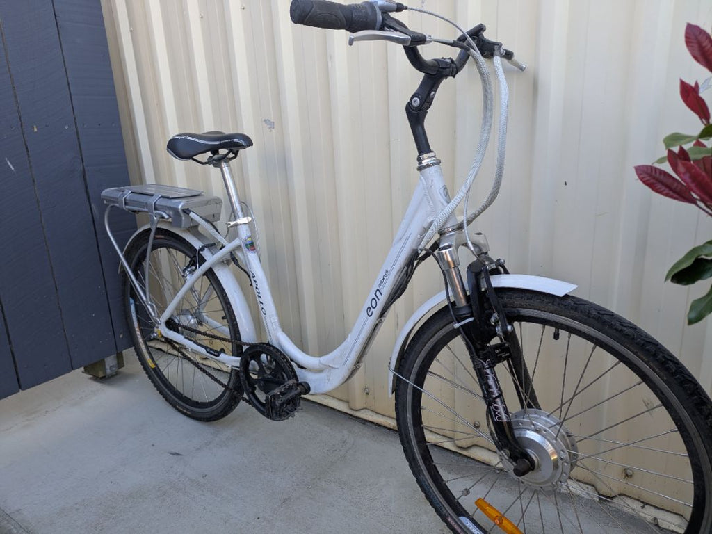 White Apollo Eon Nexus