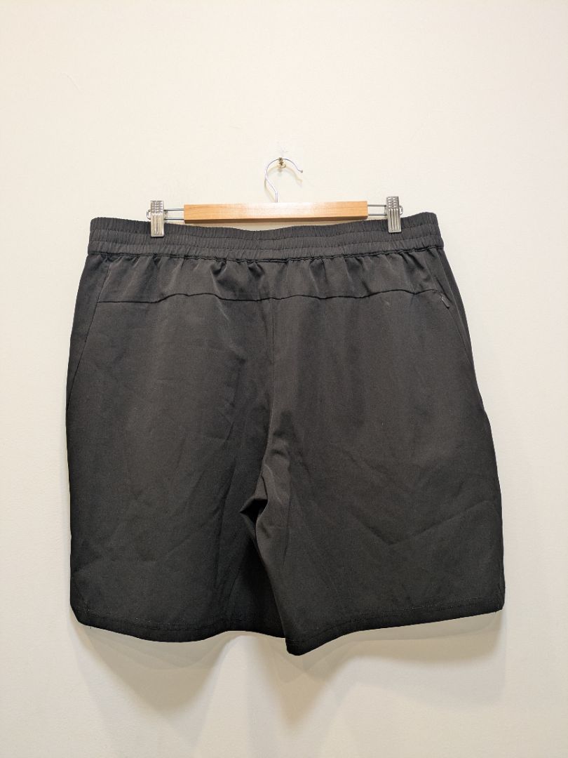Black Pursuit of Happiness Performance Shorts, XL