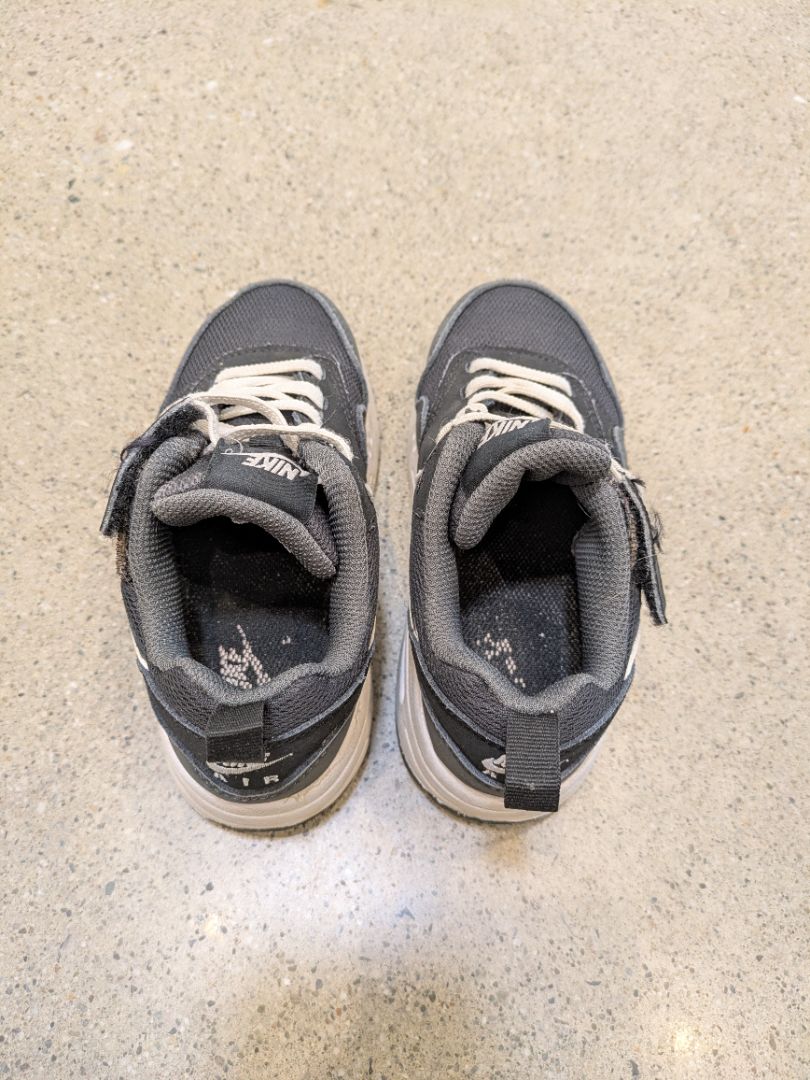Black Nike Air Max 1 EasyOn, EU 27.5