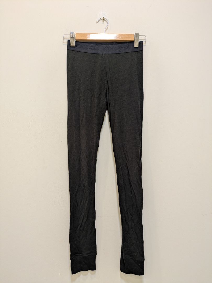 Black Macpac Merino Long Johns, 12
