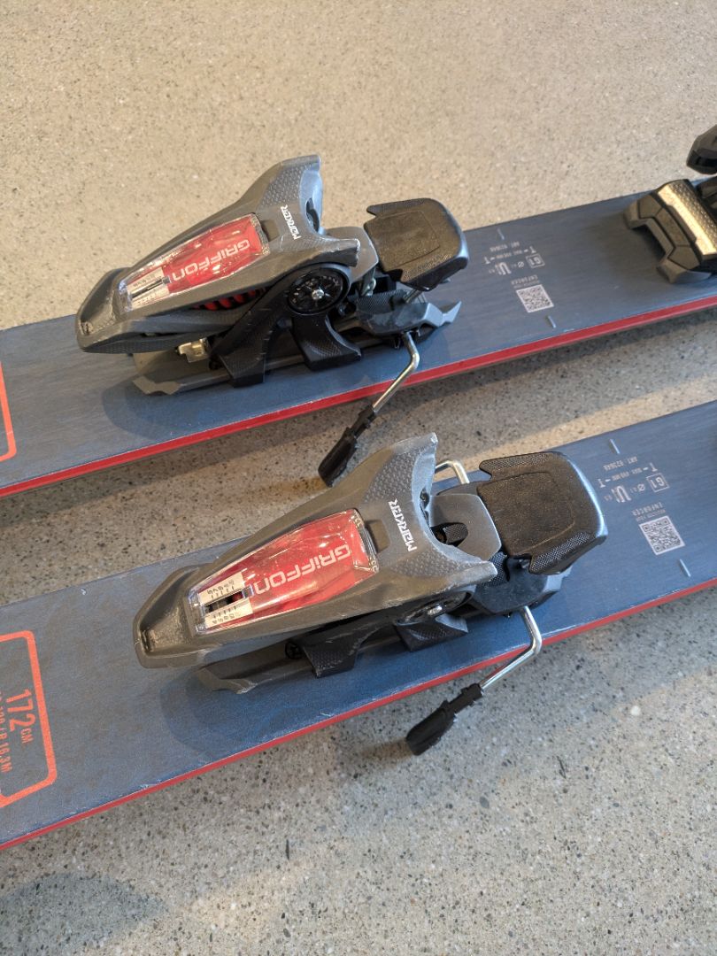 Black Nordica Enforcer 100, 172 cm