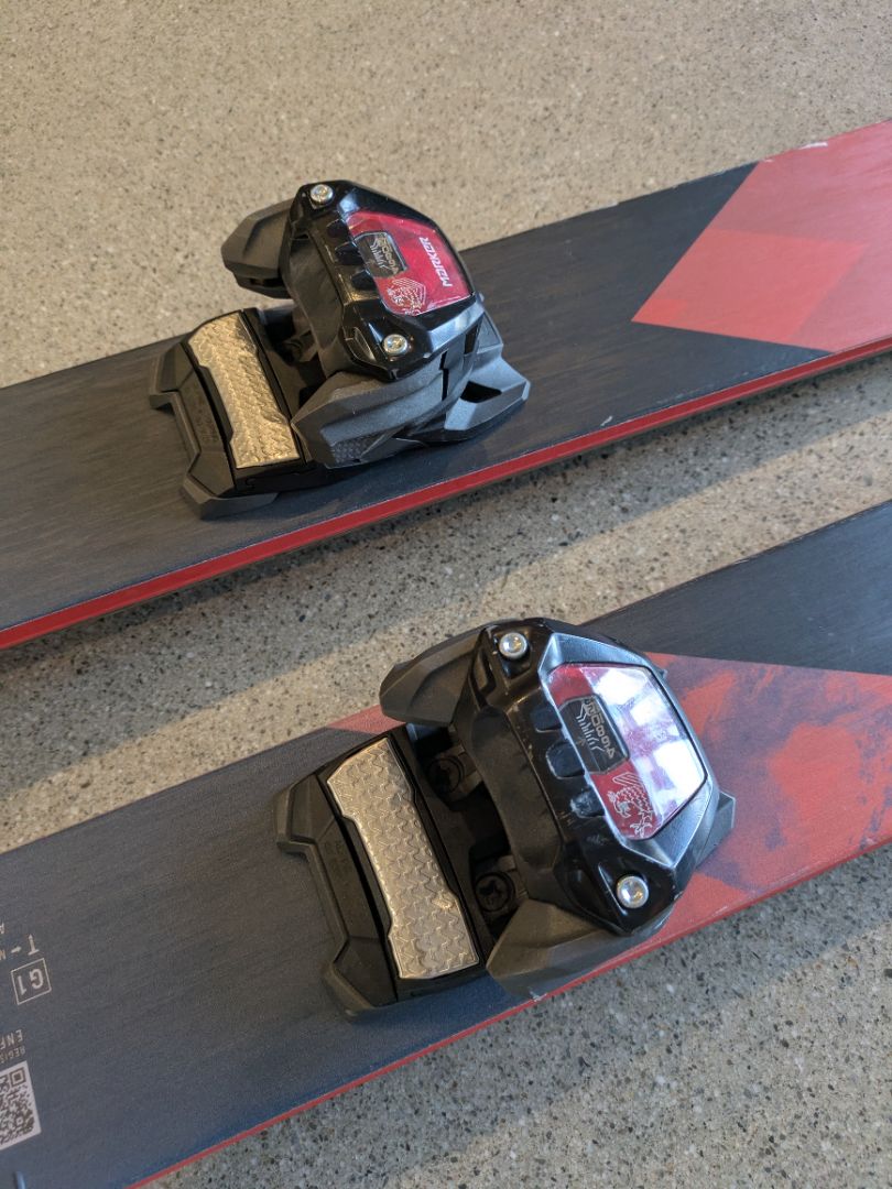 Black Nordica Enforcer 100, 172 cm