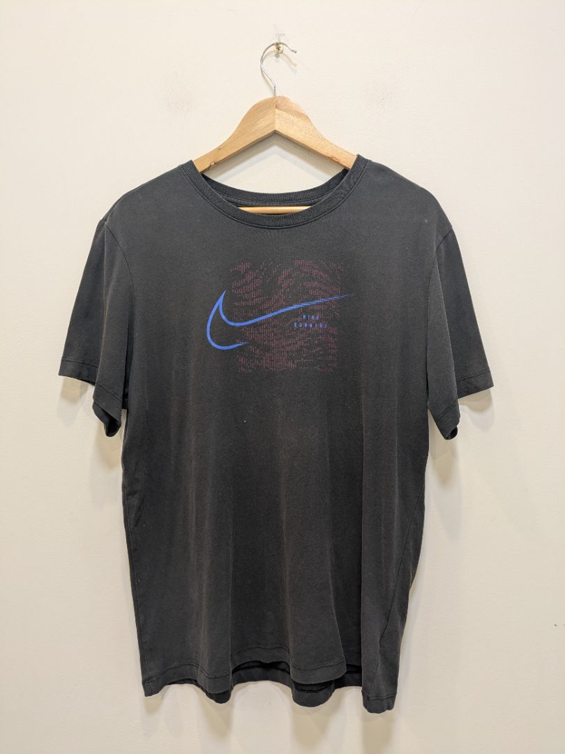 Black Nike Running T-shirt, L