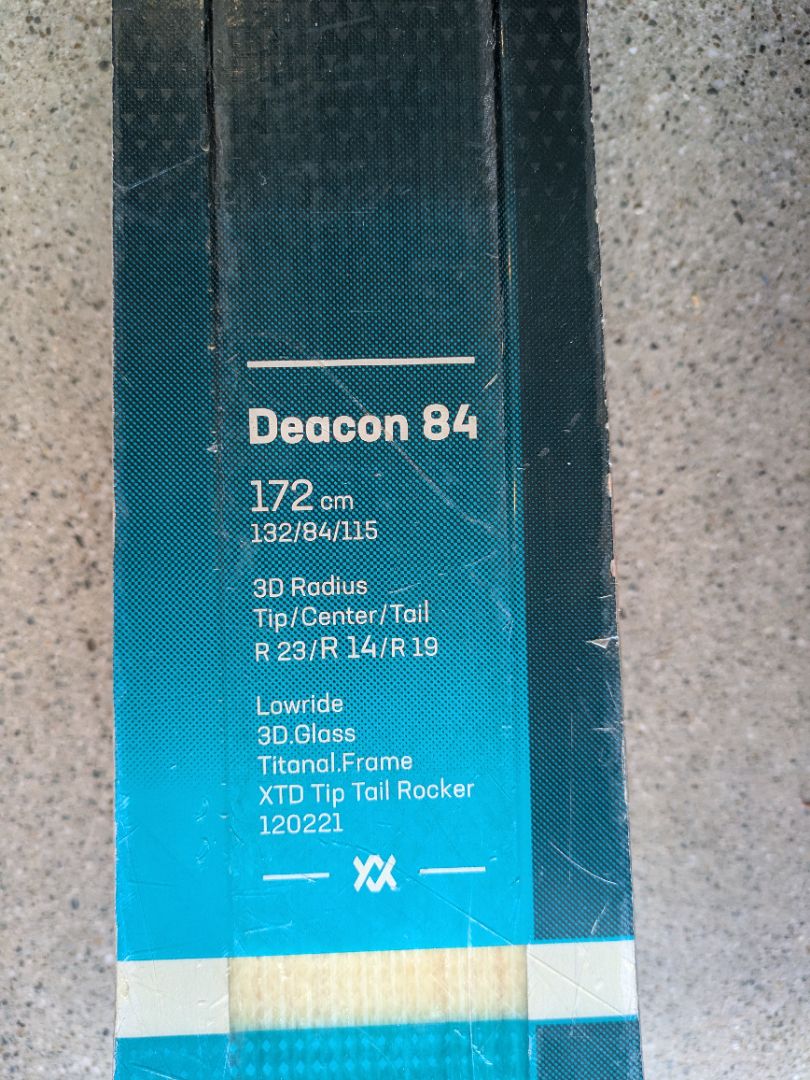 Turquoise Völkl Deacon 84, 172 cm