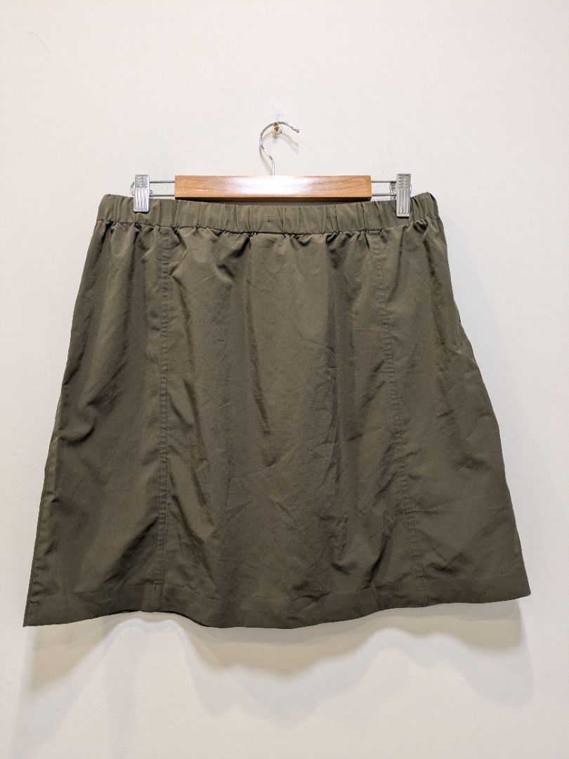 Olive Macpac Hiking skirt, 12