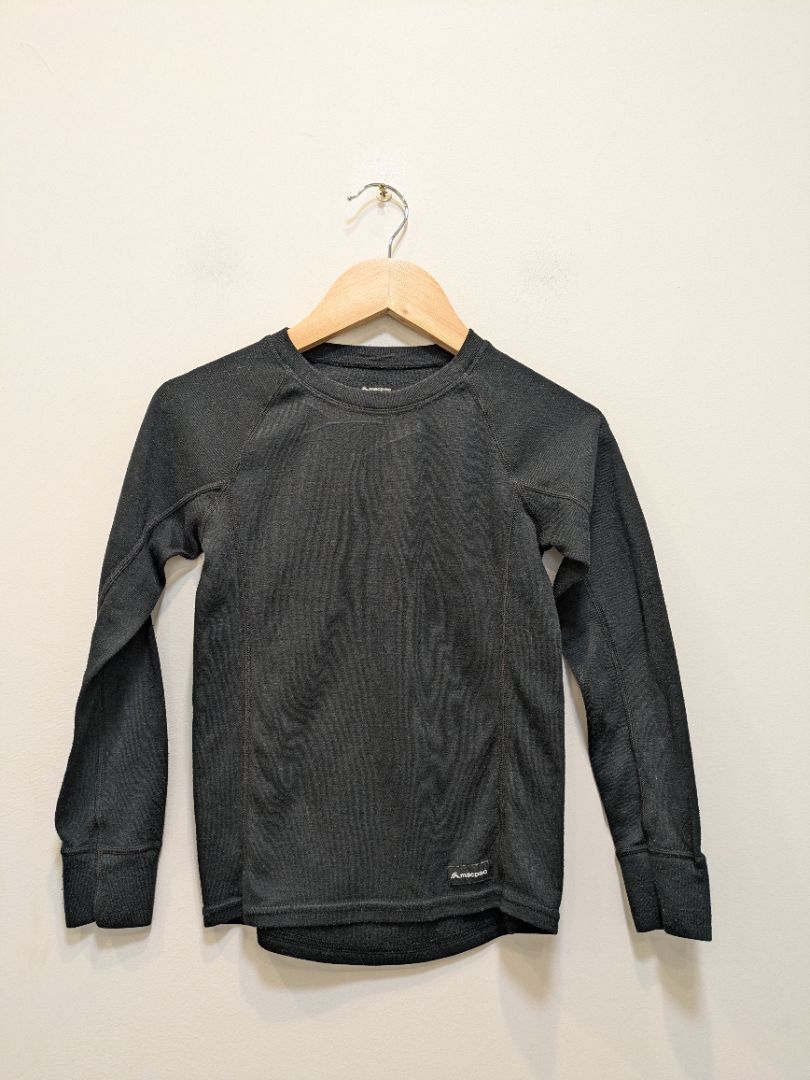 Black Macpac Thermal top, 6