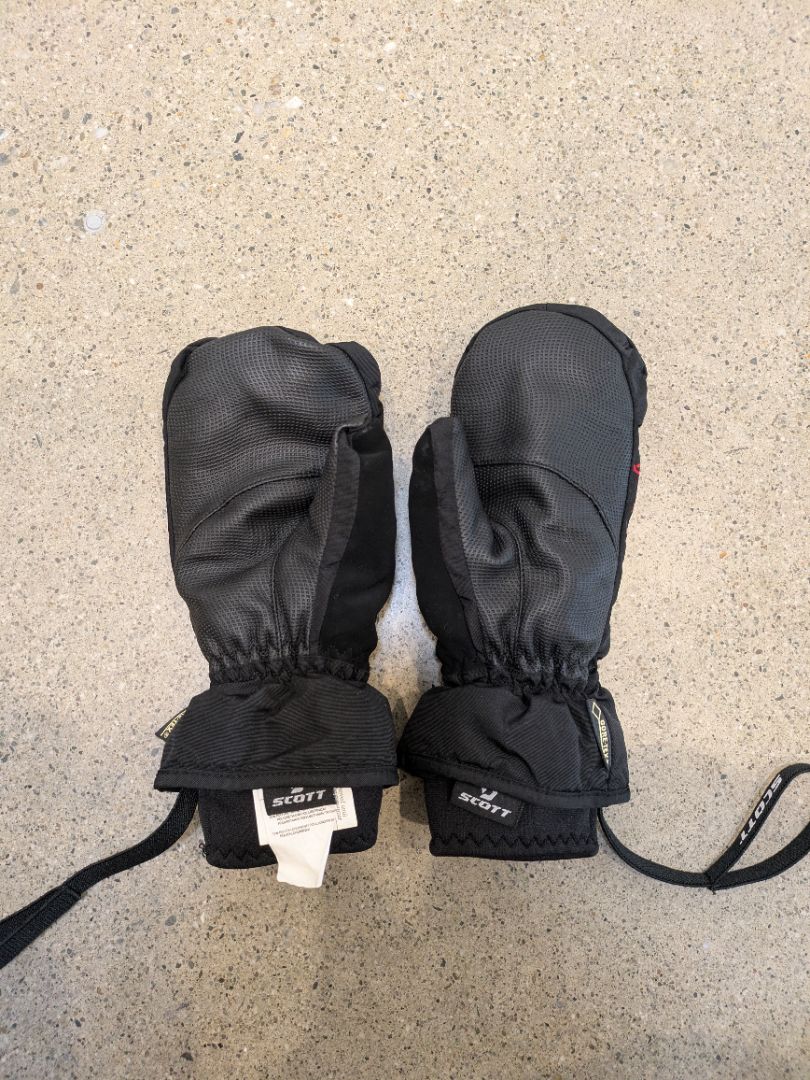 Black Scott Snow Mittens, M / 5.5