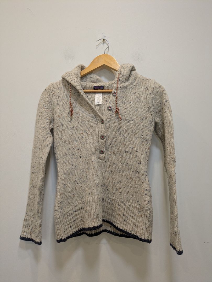 Cream Patagonia Merino Hooded Sweater, XS