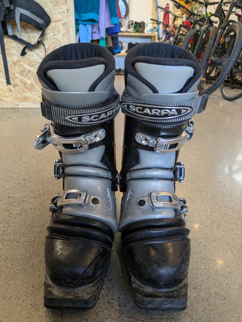 Black Scarpa 75mm Telemark Boots, 26.5