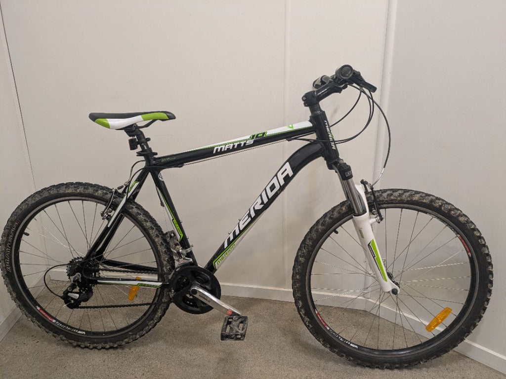 Black Merida Matts 10-V, 50 cm / 20 in