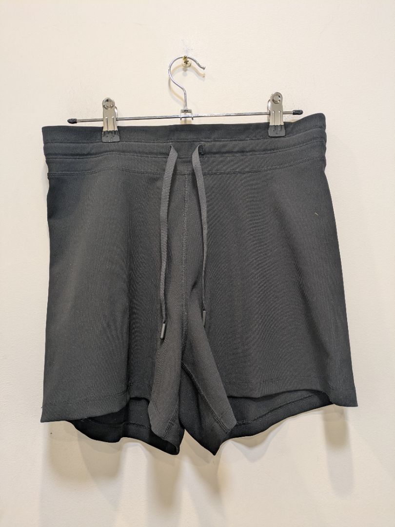 Black Lorna Jane Training Shorts, S