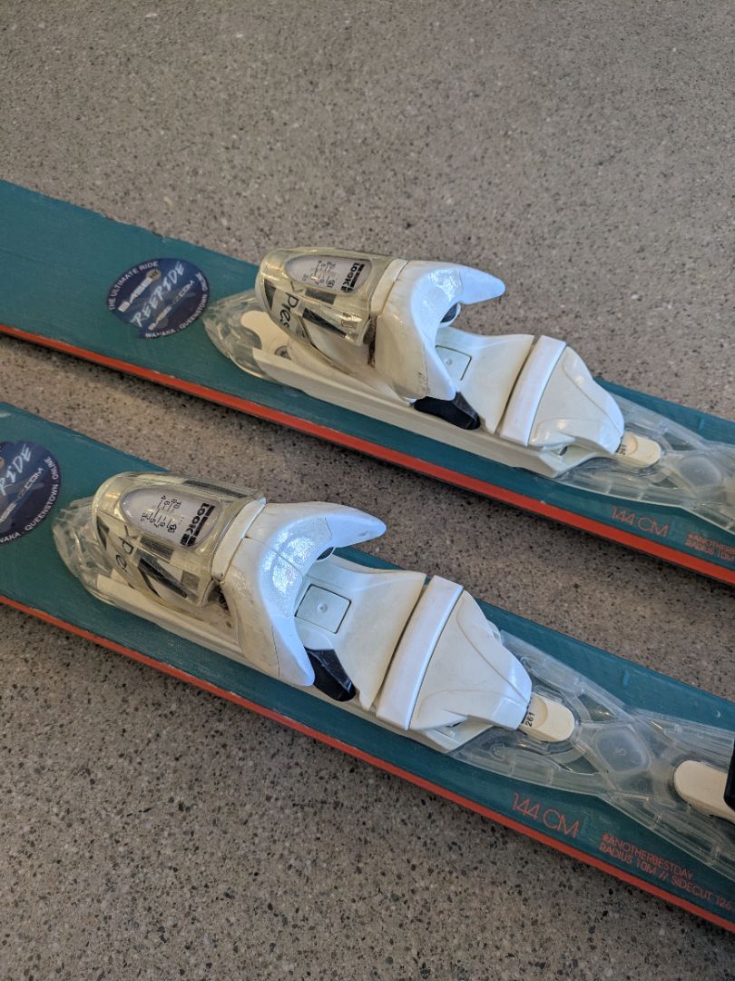 Teal Rossignol Experience 84 AI W, 144 cm