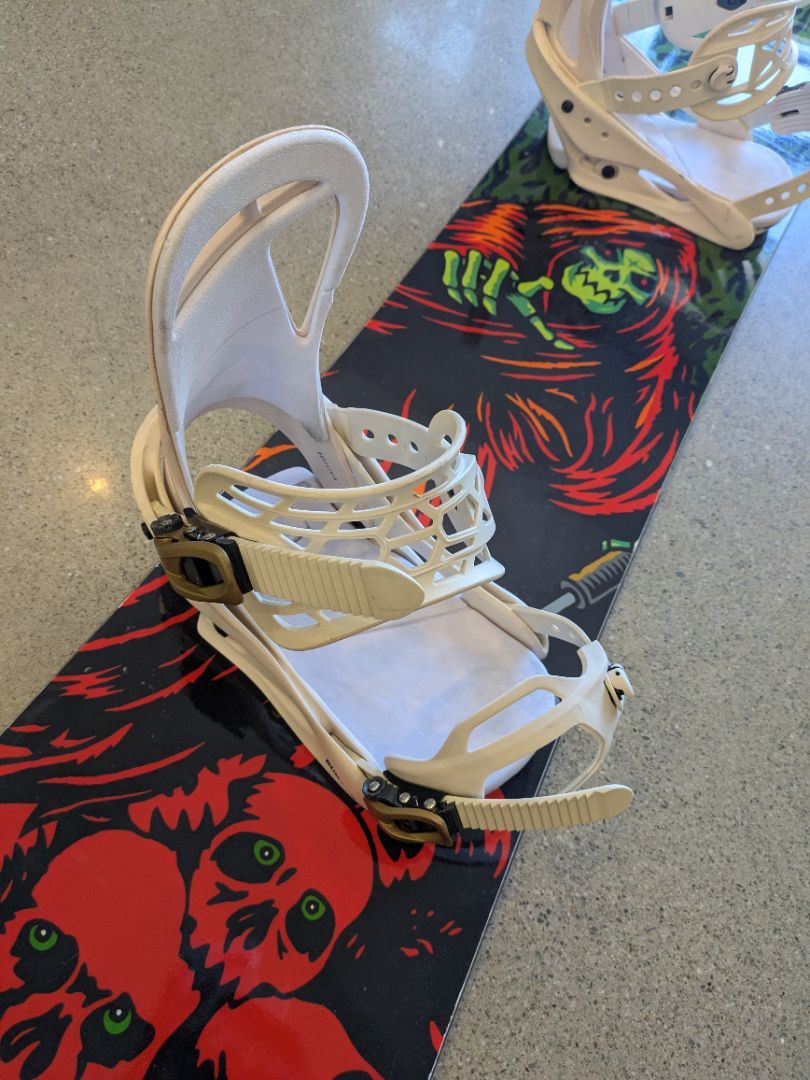 Black Lobster Youthboard 138, 138cm