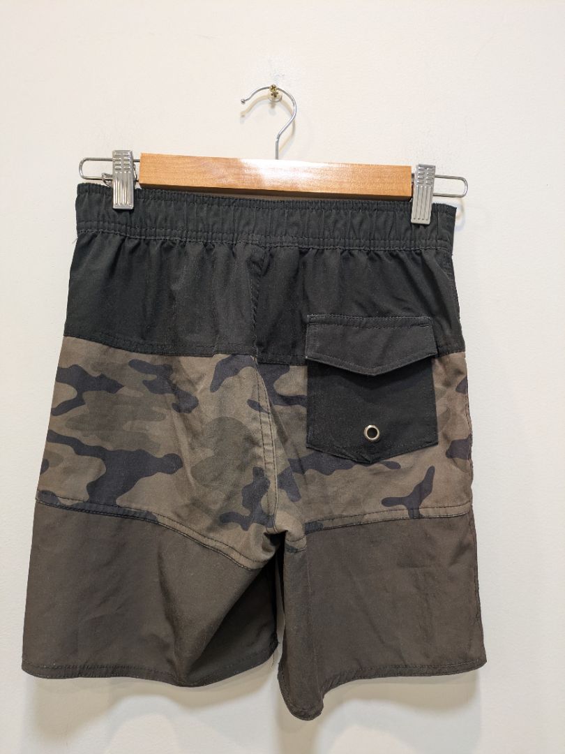 Olive Wavetribe Camo Boardshorts, Kids 8