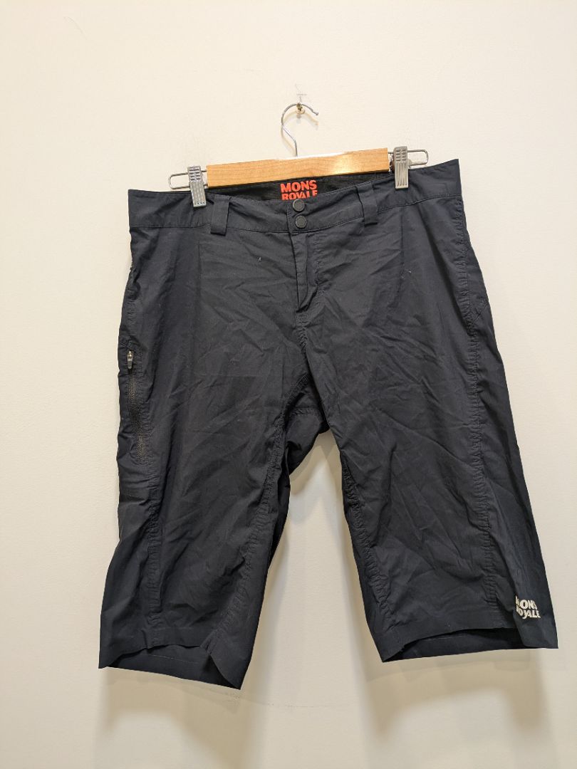 Black Mons Royale MTB Shorts, L