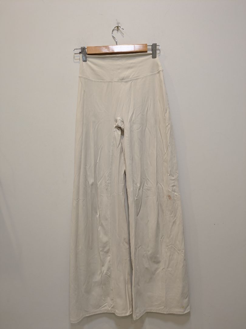 Cream Garage Wide-Leg Active Pants, M