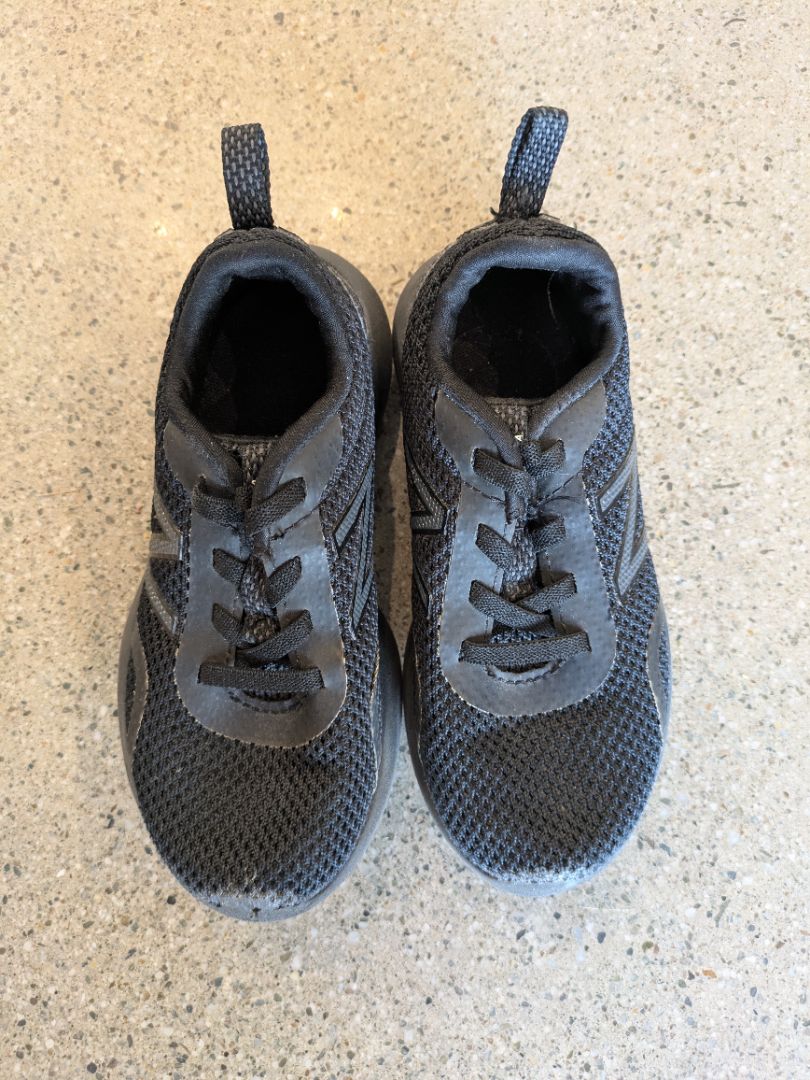 Black New Balance YACSTLK3, EU 28.5