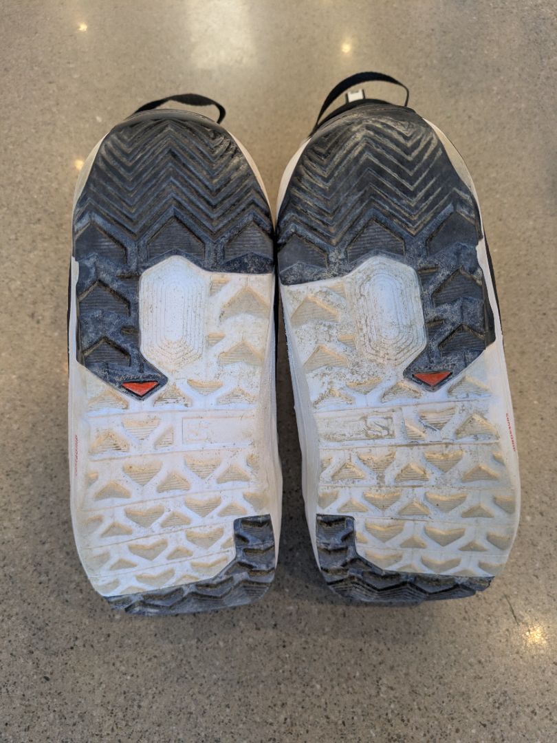 White Salomon Snowboard boots, 26.5