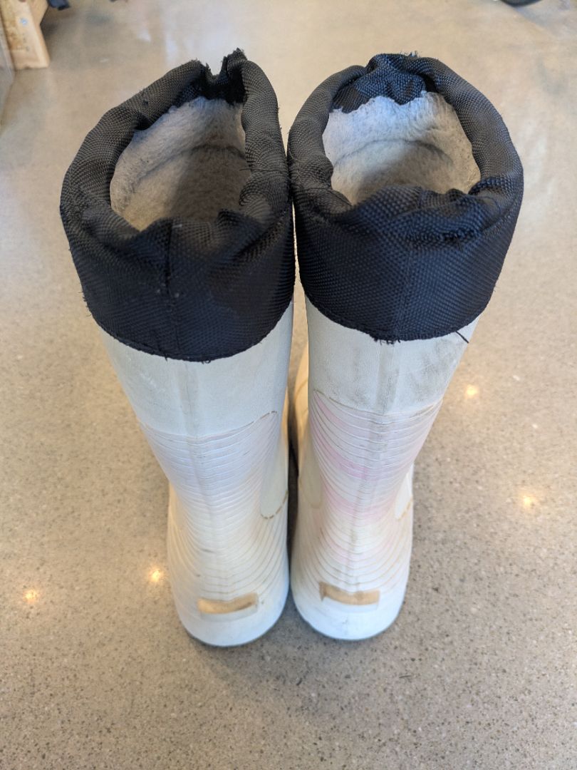 White Fujuki Insulated gumboots, EU 45