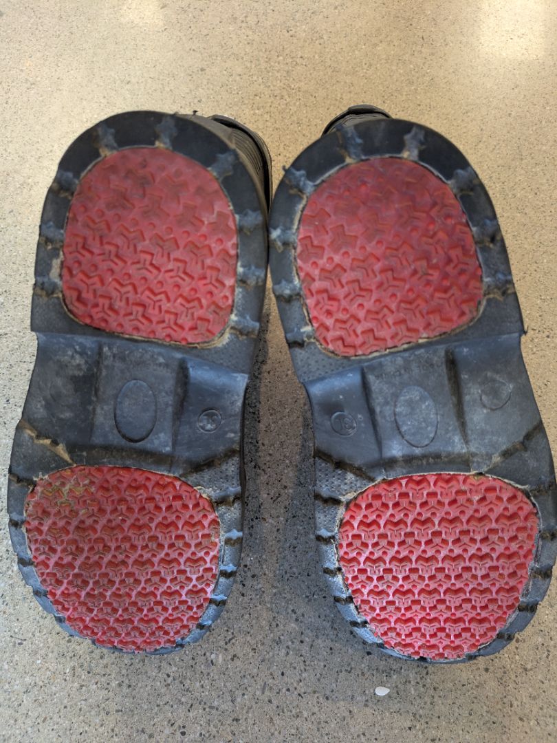 Black  Insulated snow boots, 3L