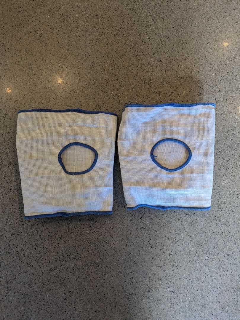 White  Knee pads