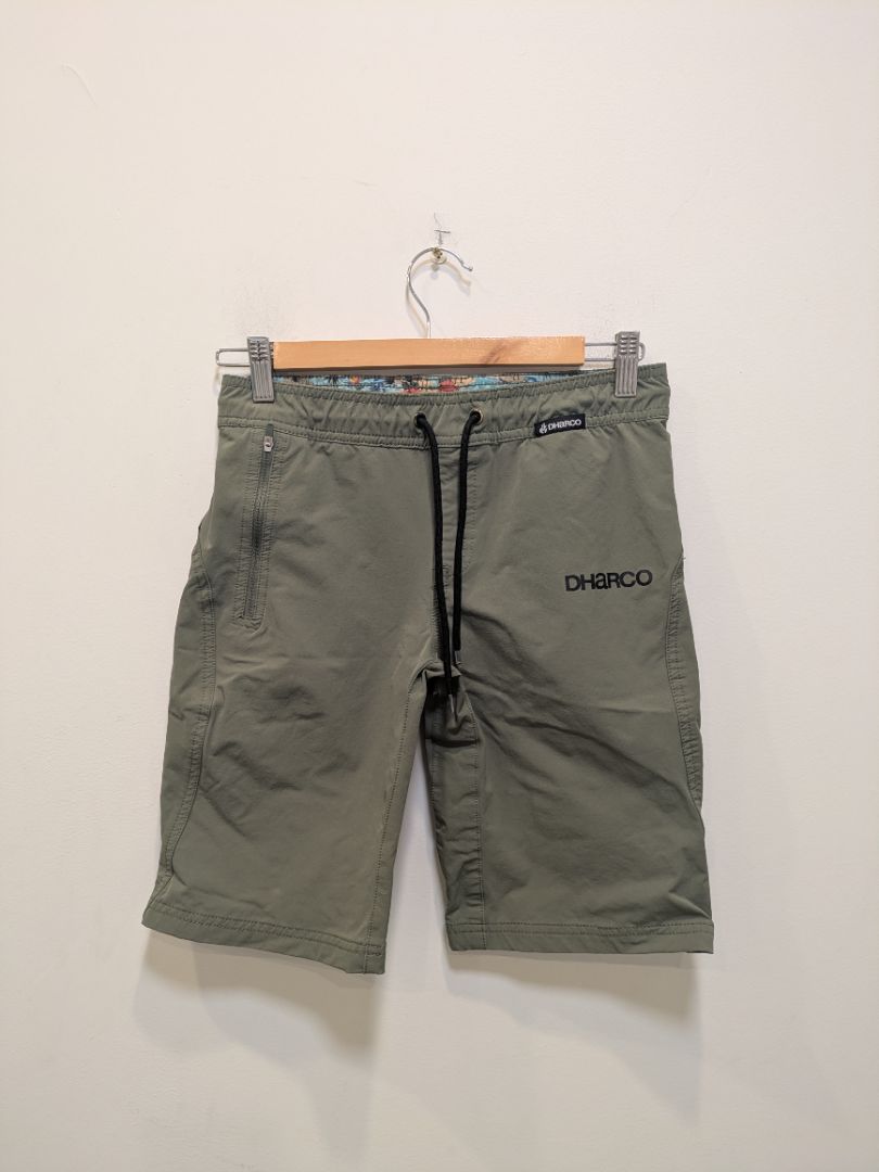 Olive Dharco Gravity Shorts, Youth XL / 12
