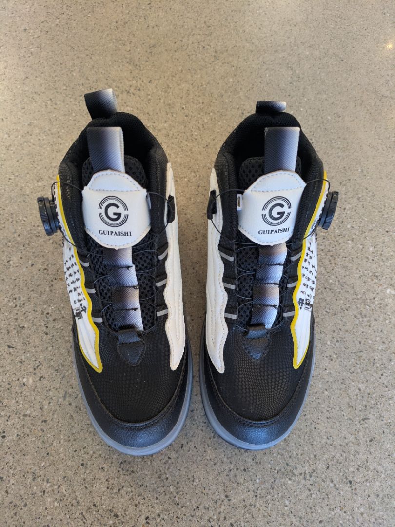 Black Guipaishi Retractable roller shoes, EU 39