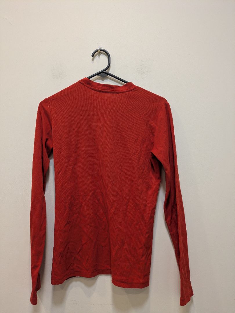 Red Kathmandu Merino base layer, S